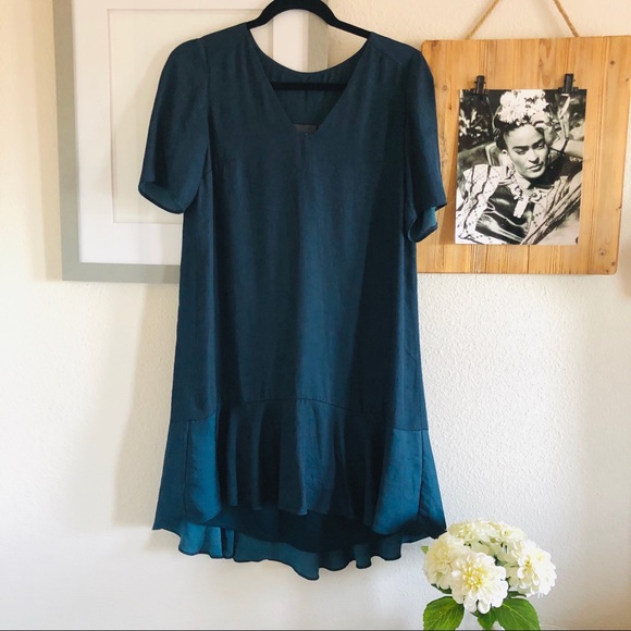 Maeve Dresses & Skirts - Maeve Shift Dress